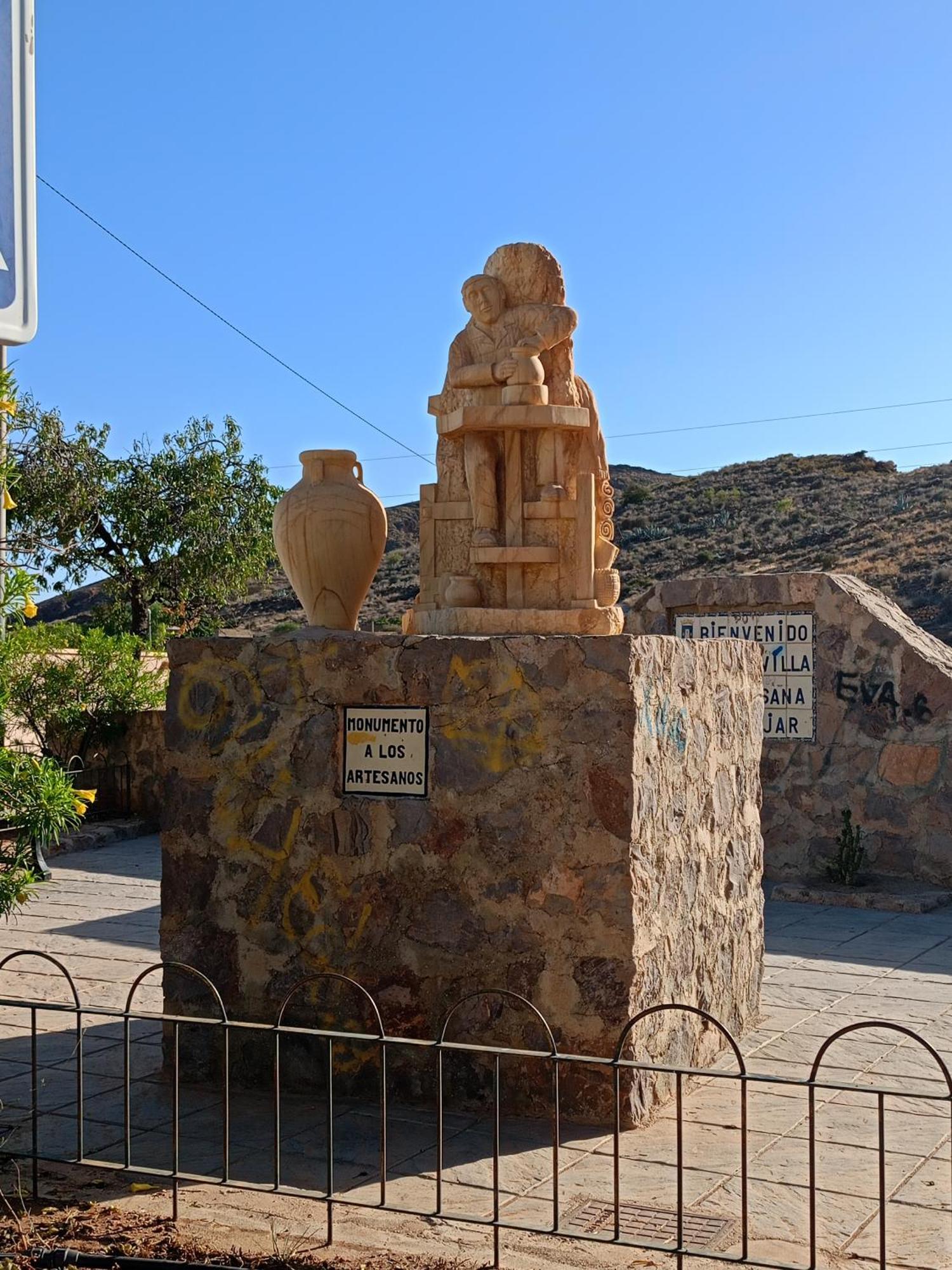 Encantadora Casa-Cueva En Pleno Barrio Alfarero De Níjar Exterior photo